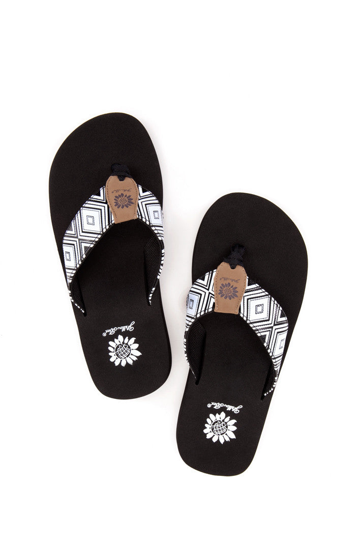 Yadira Flip-Flop in White