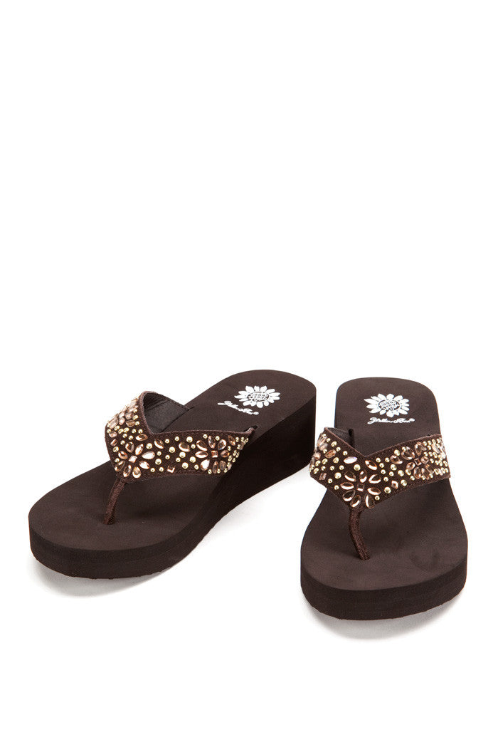 Yedda Flip-Flop in Brown