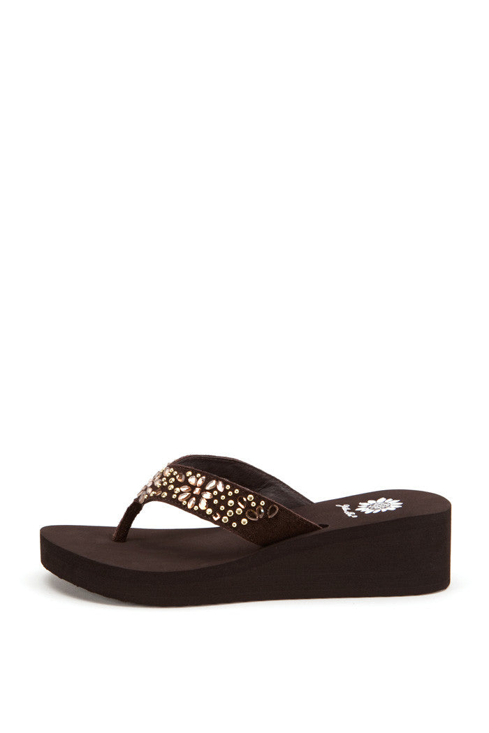 Yedda Flip-Flop in Brown