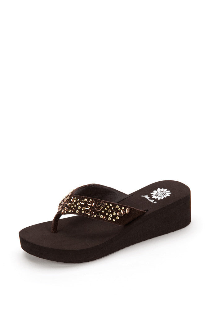 Yedda Flip-Flop in Brown