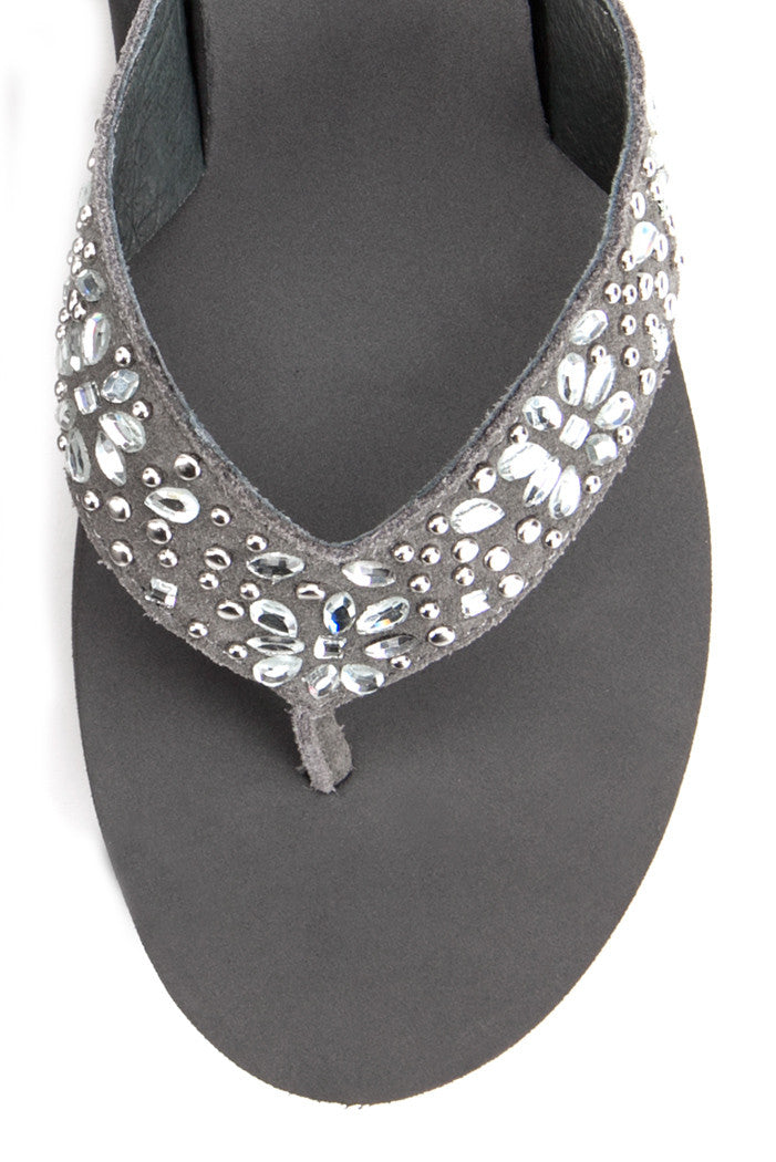 Yedda Flip-Flop in Charcoal