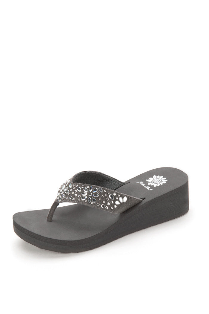 Yedda Flip-Flop in Charcoal