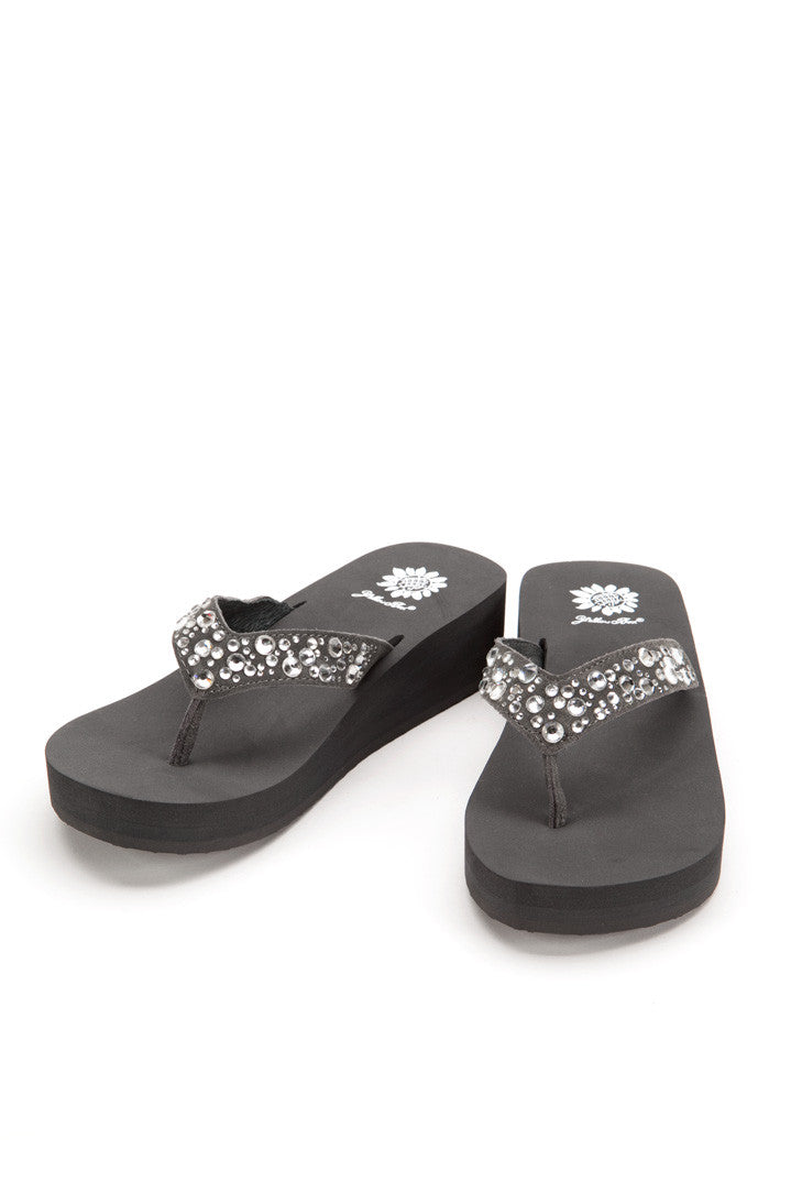 Elvina Flip-Flop in Charcoal