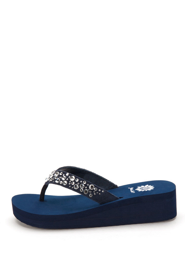 Elvina Flip-Flop in Navy