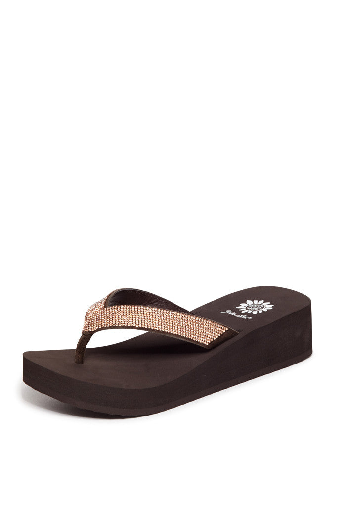 Cliff Flip-Flop in Brown