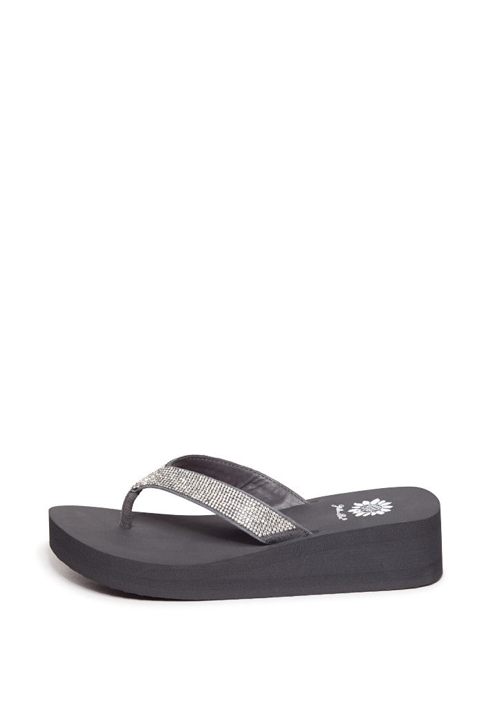 Cliff Flip-Flop in Charcoal