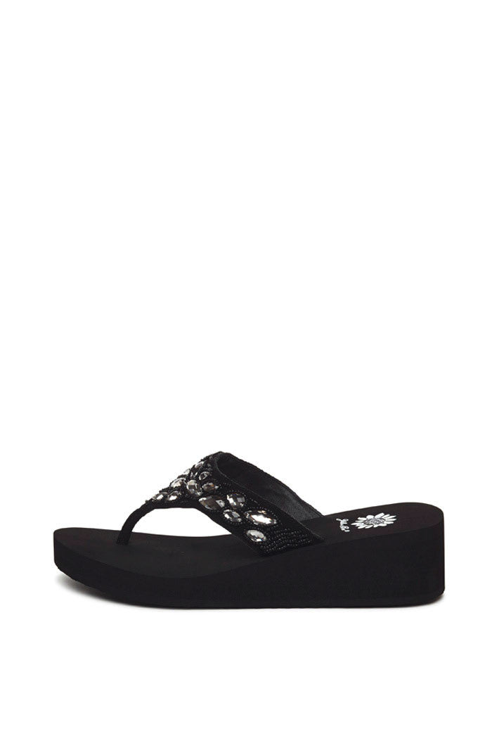 Yarna Flip-Flop in Black