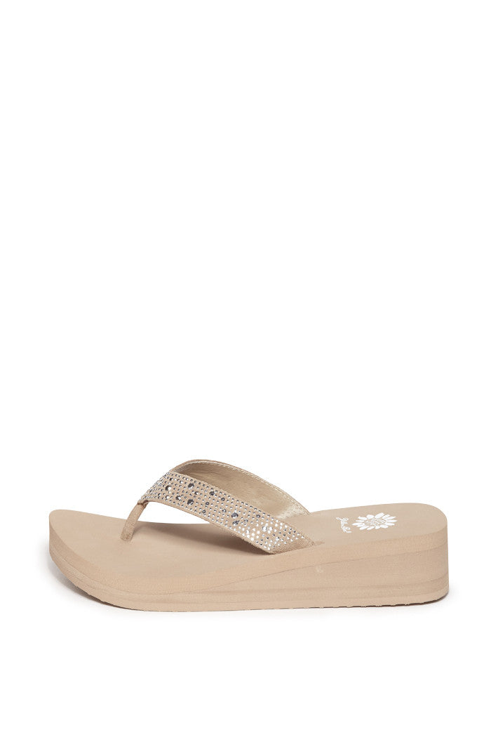 Africa Flip-Flop in Taupe