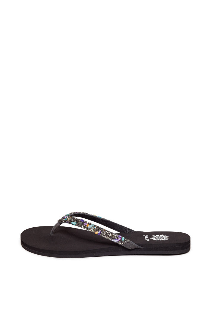 Niobe Flip-Flop in Purple