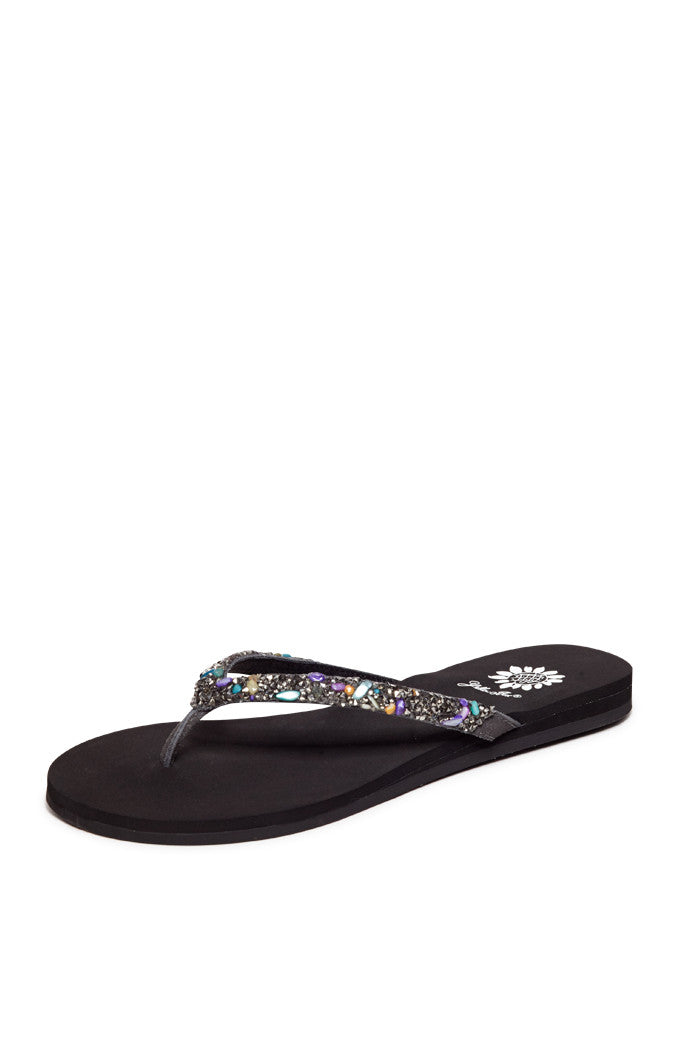 Niobe Flip-Flop in Purple