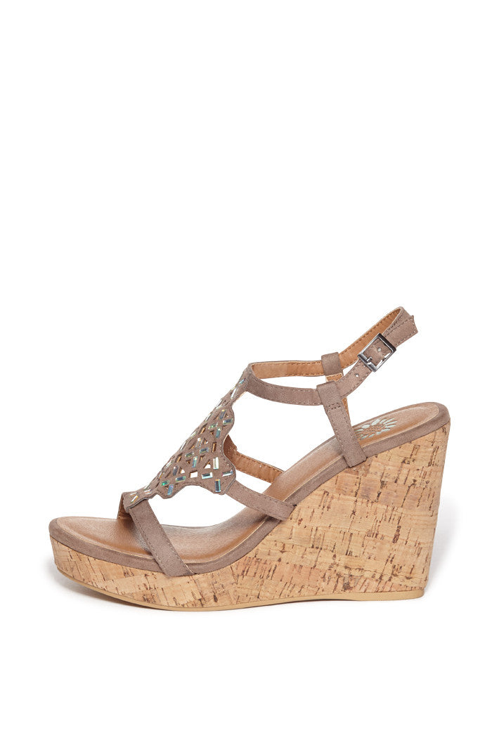 Uptown Wedge in Taupe