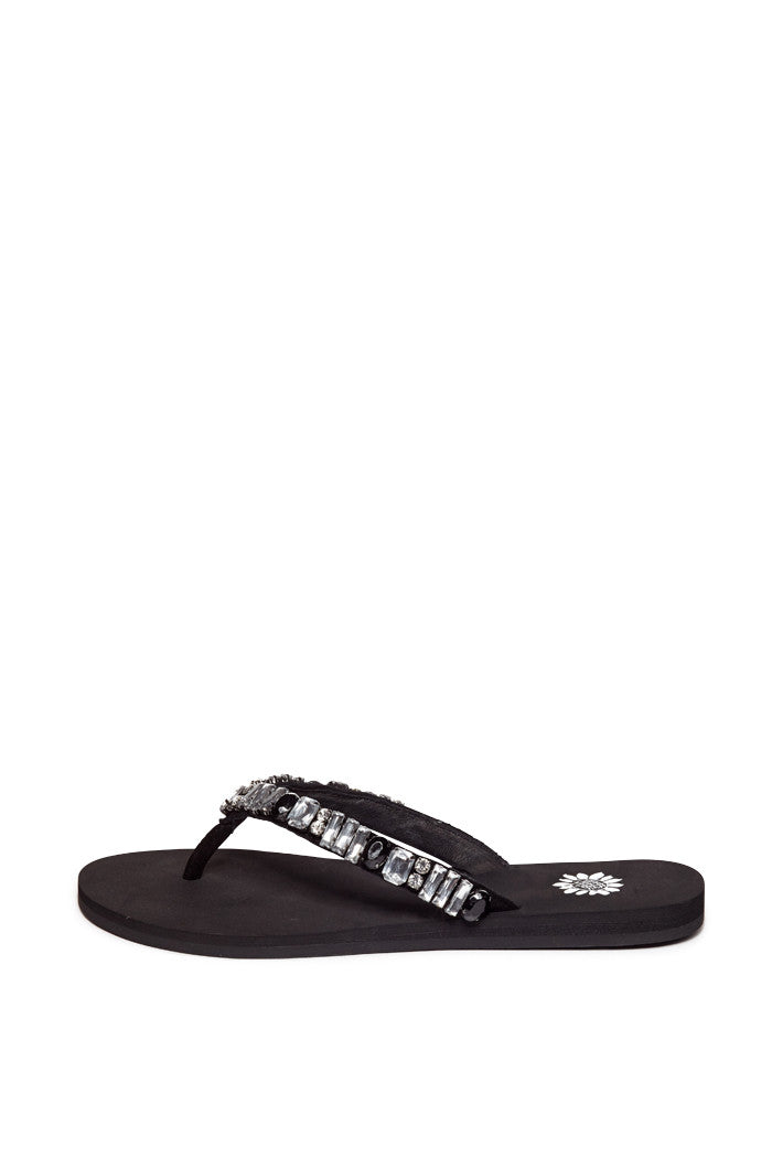 Veruka Flip-Flop in Black Clear