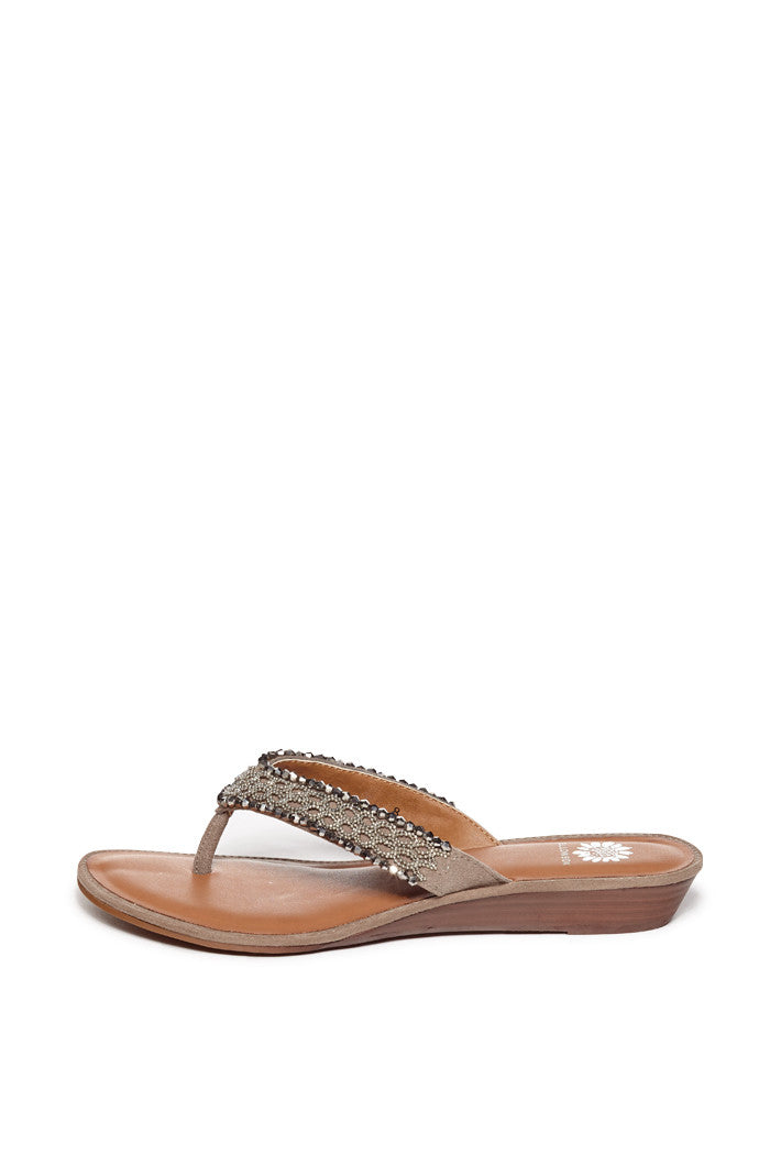 Yvonne Sandal in Taupe