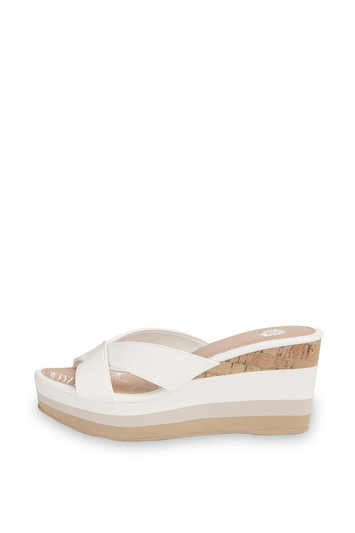 Alexina Wedge in White