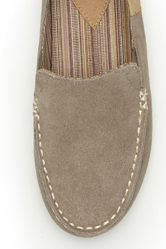 Bigsur Flat in Taupe