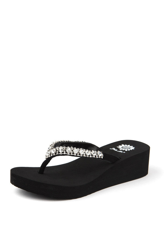 Boomer Flip-Flop in Black