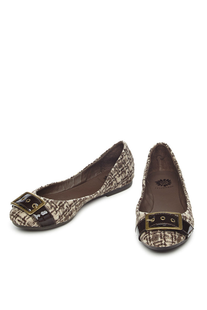 Brenda Flat in Brown