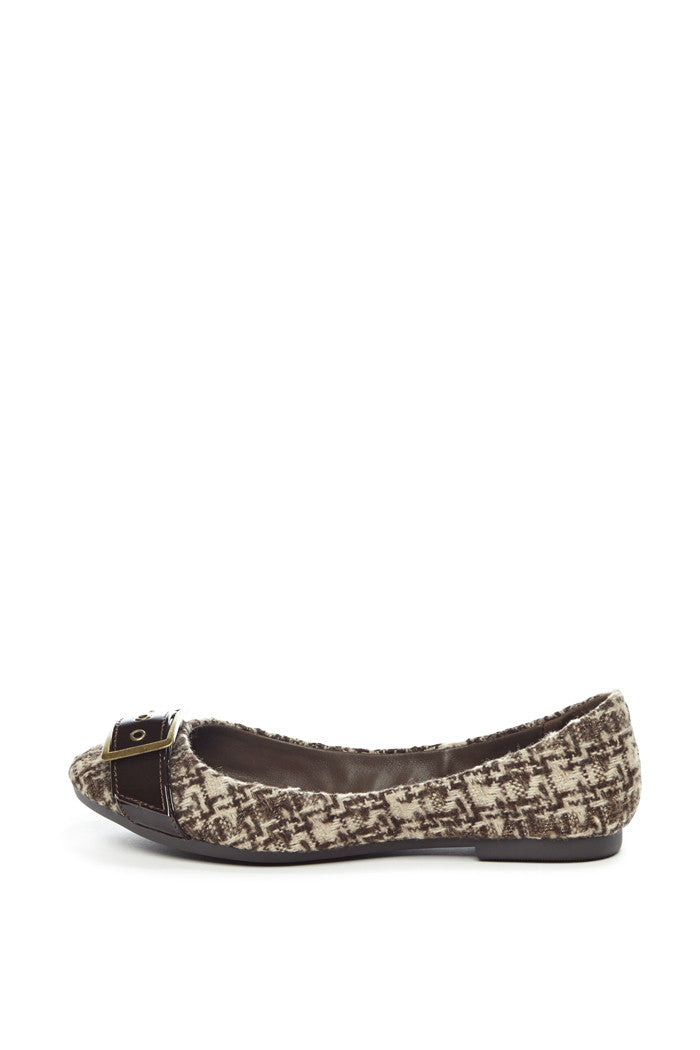 Brenda Flat in Brown