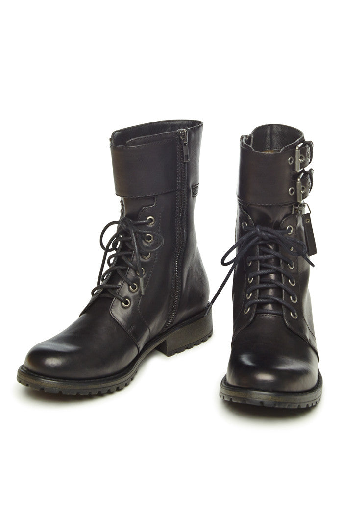 Briar Combat Boot in Black