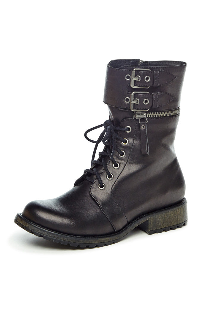 Briar Combat Boot in Black