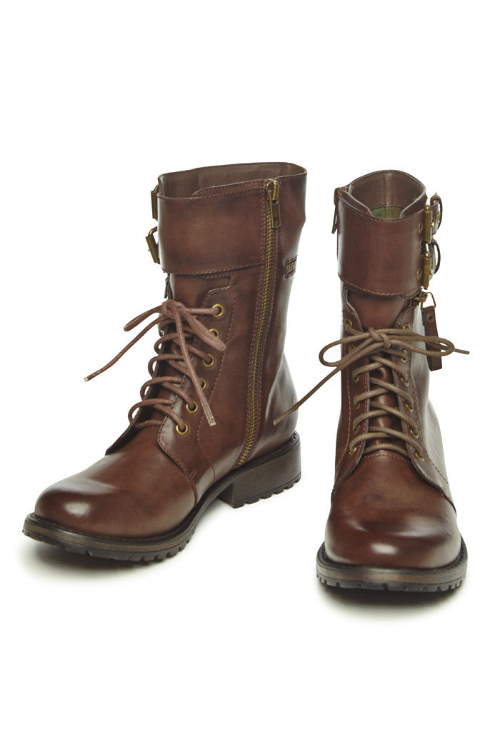 Briar Combat Boot in Brown