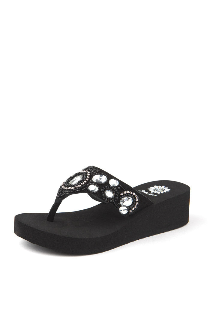 Brona Flip-Flop in Black