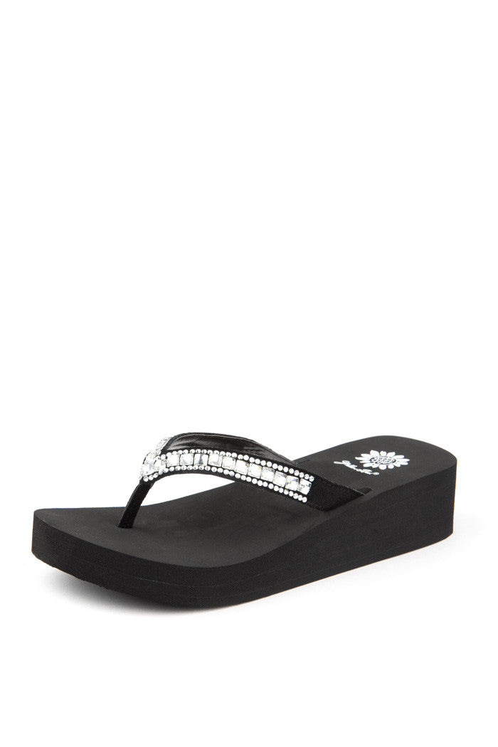 Brussels Flip-Flop in Black