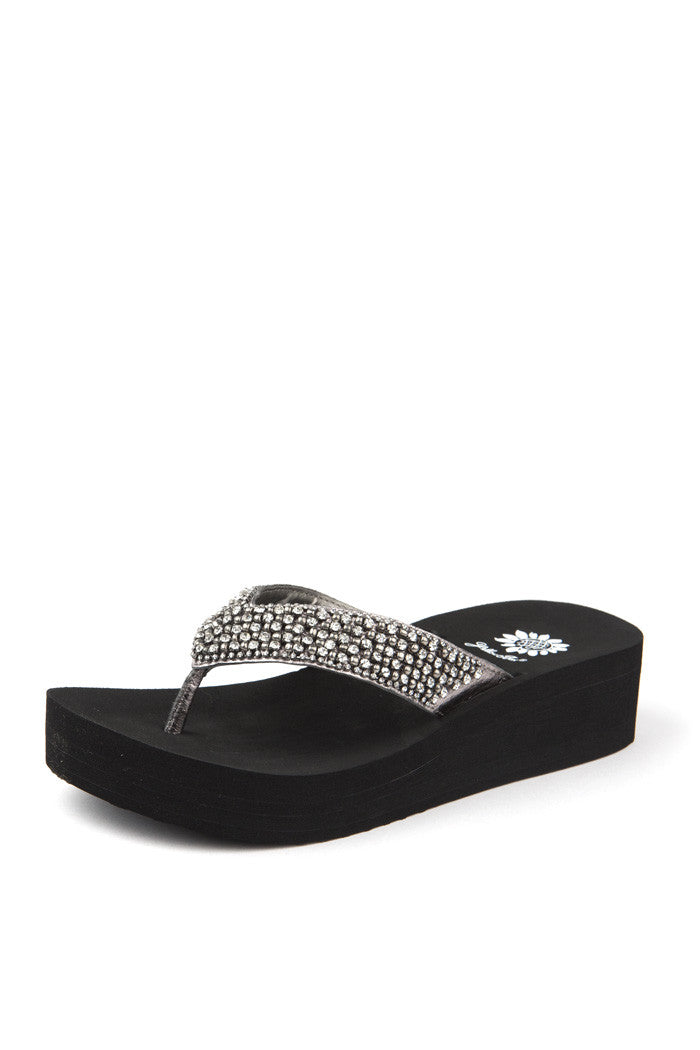 Ebony Flip-Flop in Pewter