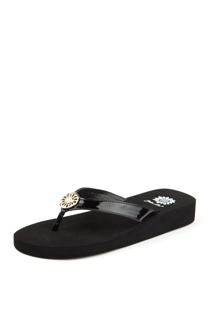 Eda Flip-Flop in Black