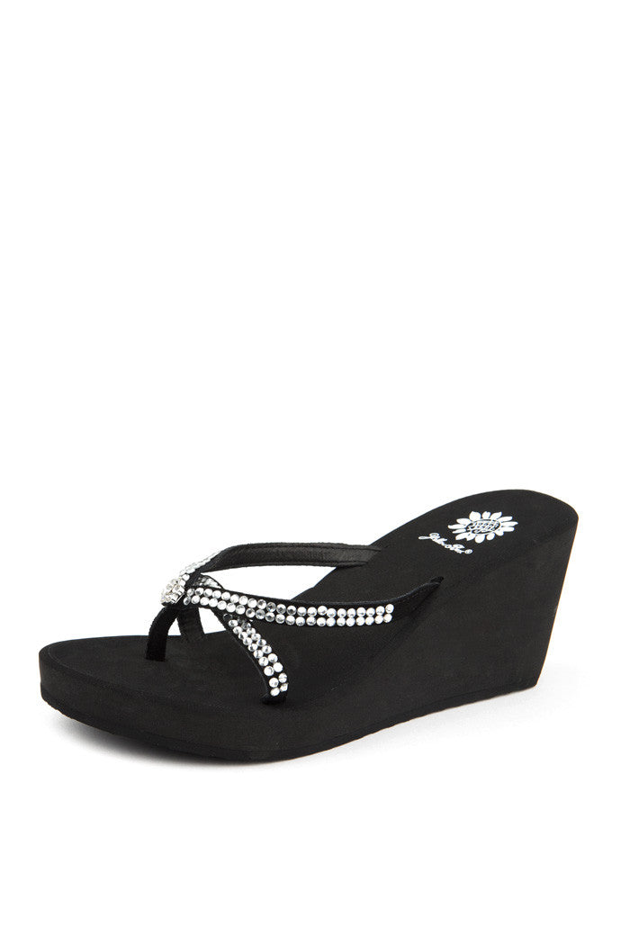 Gateway Wedge Flip-Flop in Black