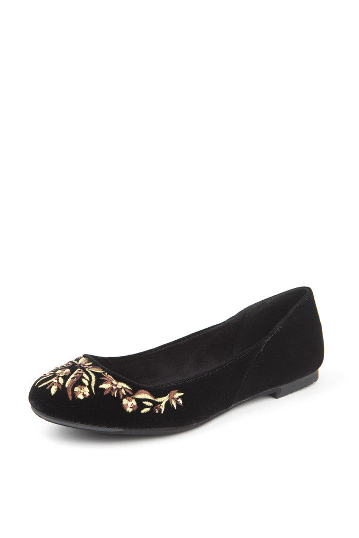 Narcissa Flat in Black