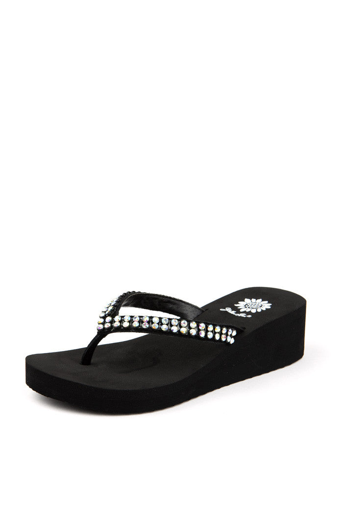 Tsila Flip-Flop in Black