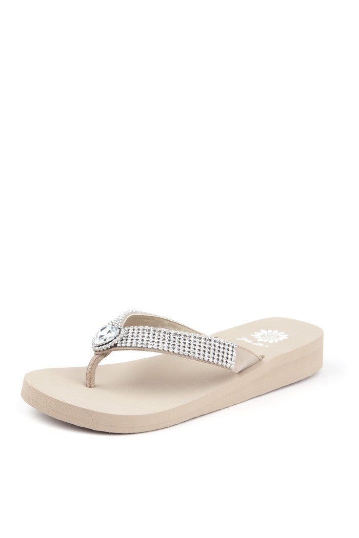 Willa Flip-Flop in Taupe