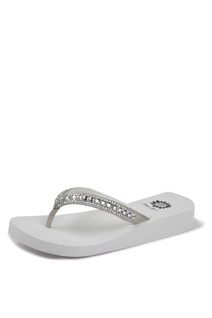 Zabrina Flip-Flop in White